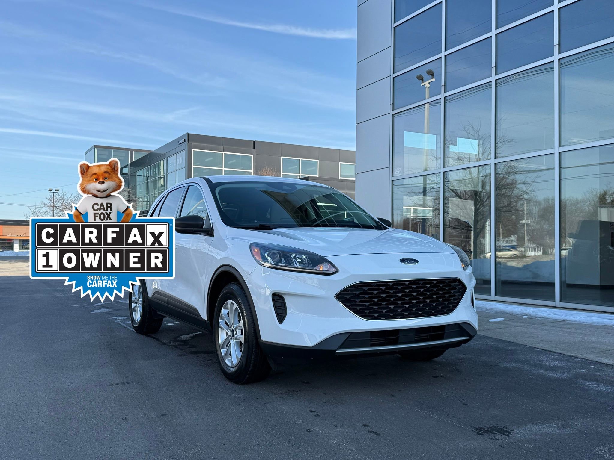 Used 2022 Ford Escape SE image 1
