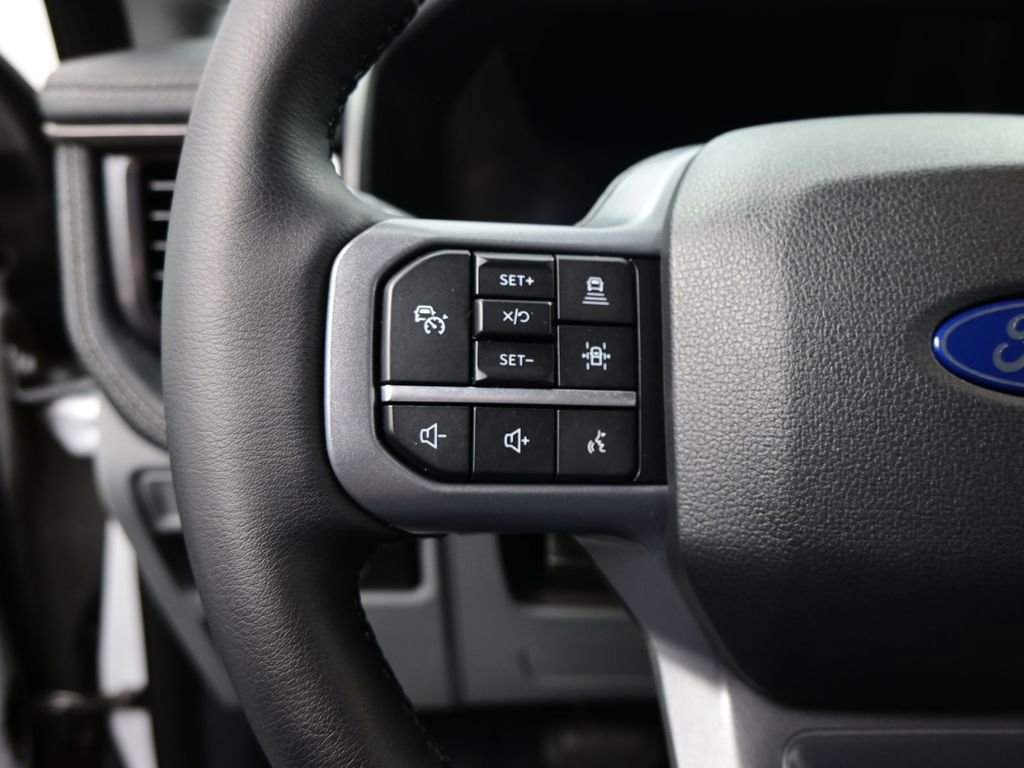 Used 2025 Ford F150 Lightning Flash AWD/4WD image 14