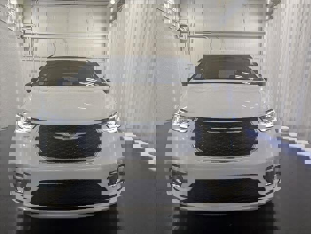 New 2026 Chrysler Pacifica Select image 34