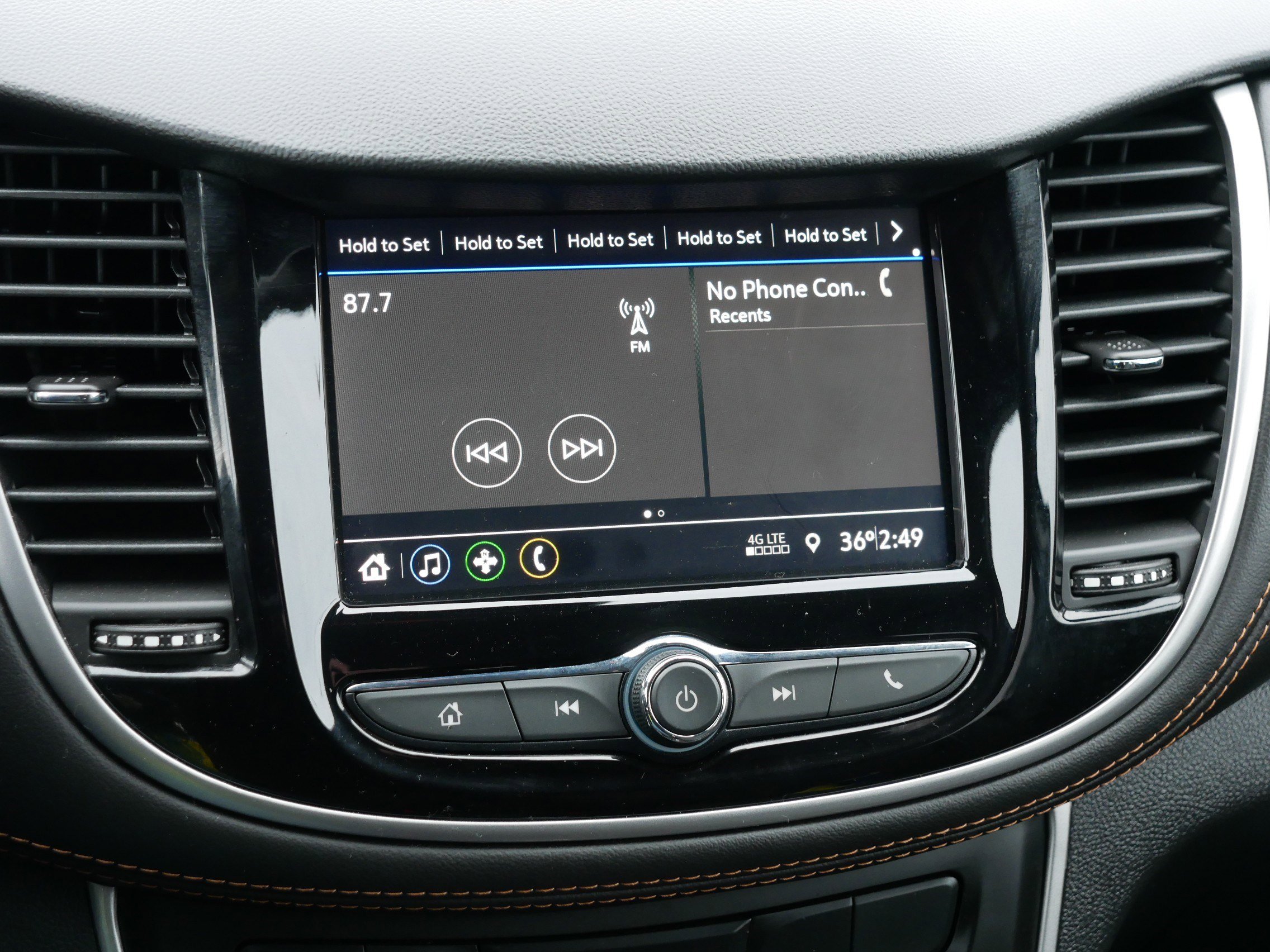 Used 2022 Chevrolet Trax LS w/ Tint and Cruise Package image 22