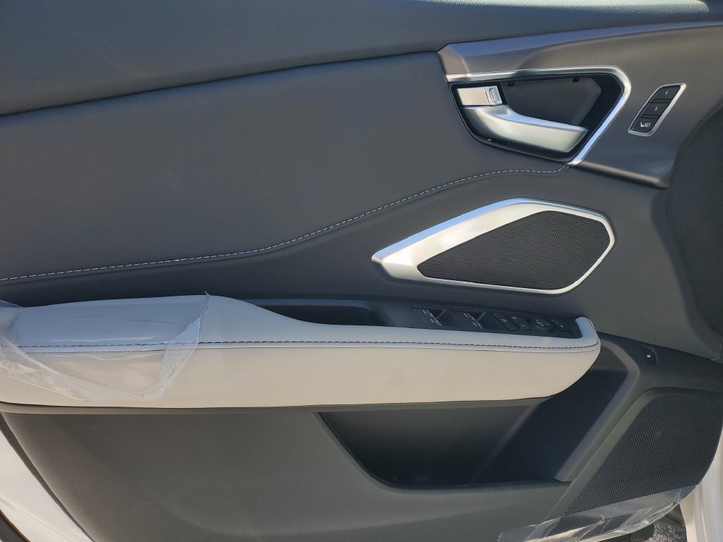 New 2026 Acura RDX SH-AWD image 18