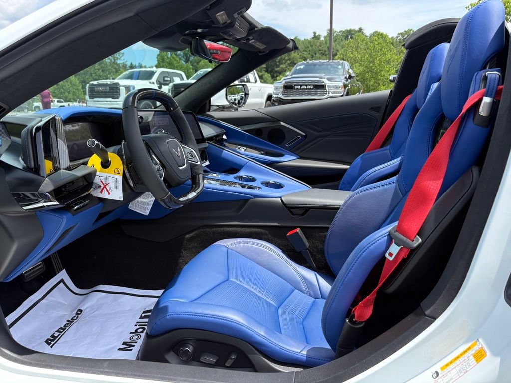 New 2026 Chevrolet Corvette Z06 w/ Stars & Steel Limited Edition RWD image 4