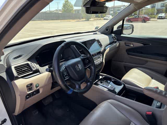 Used 2019 Honda Pilot Touring image 9