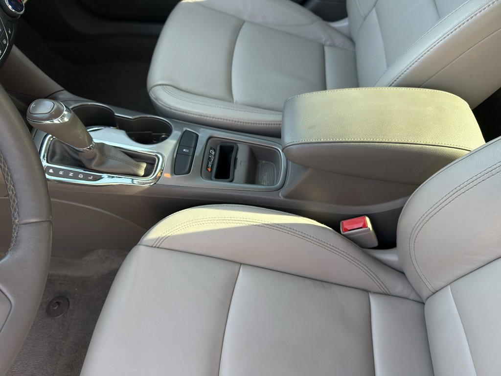 Used 2017 Chevrolet Cruze Premier image 15