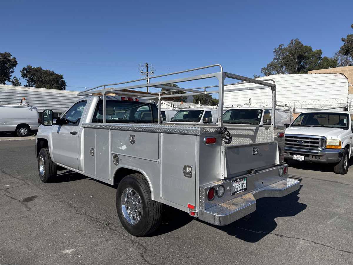 Used 2018 Chevrolet Silverado 2500 W/T RWD image 5