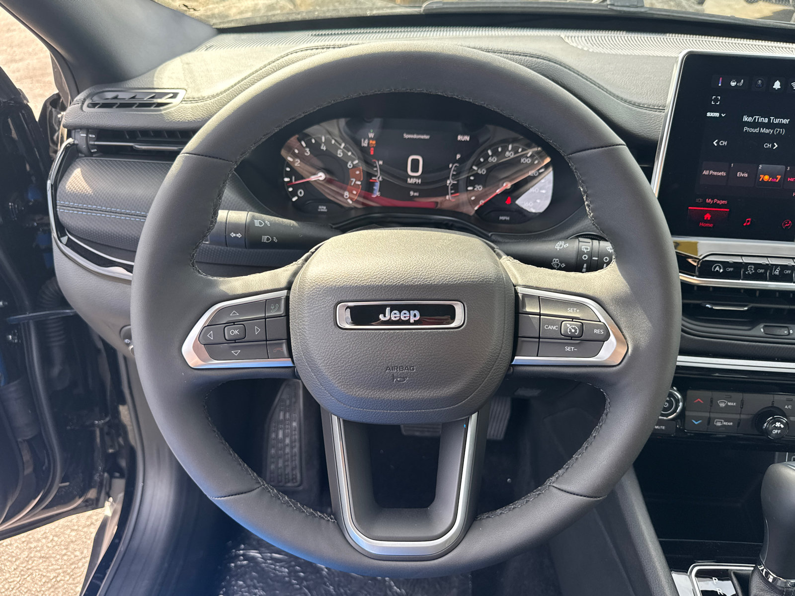 New 2026 Jeep Compass Latitude AWD/4WD image 14