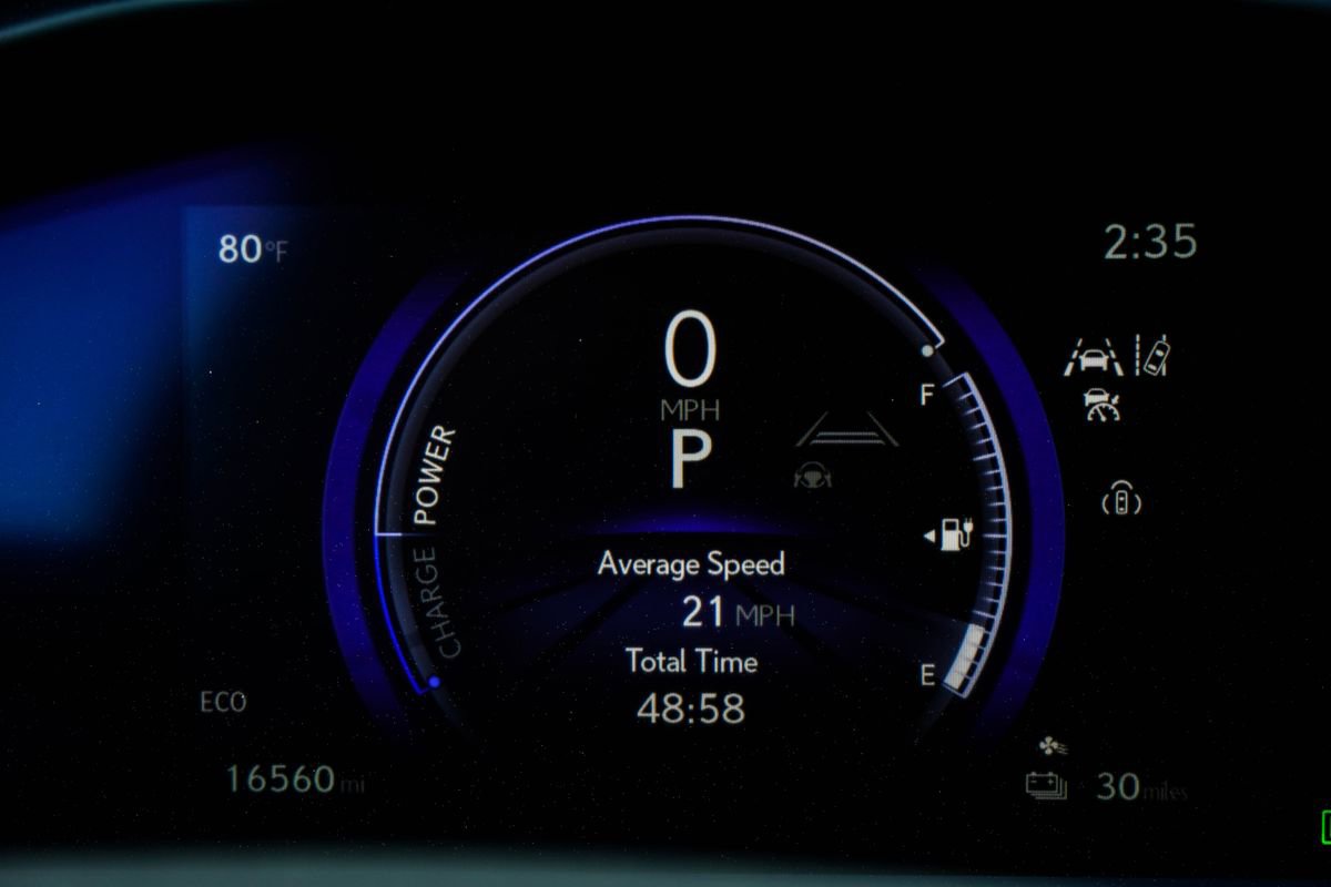 Used 2023 Lexus RZ 450e Premium w/ Accessory Package (2T) image 27