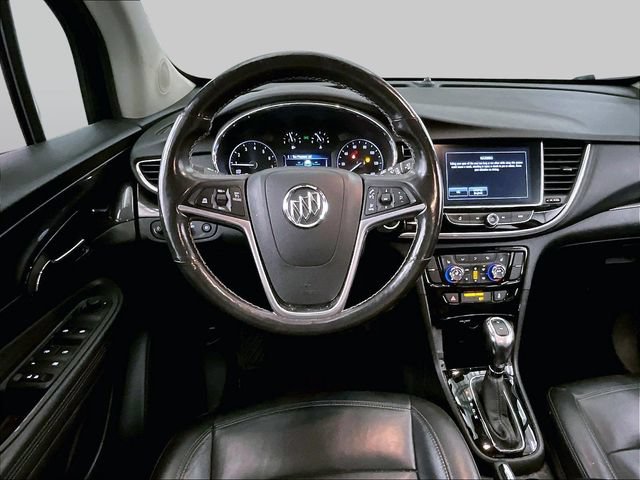 Used 2019 Buick Encore Essence FWD image 5
