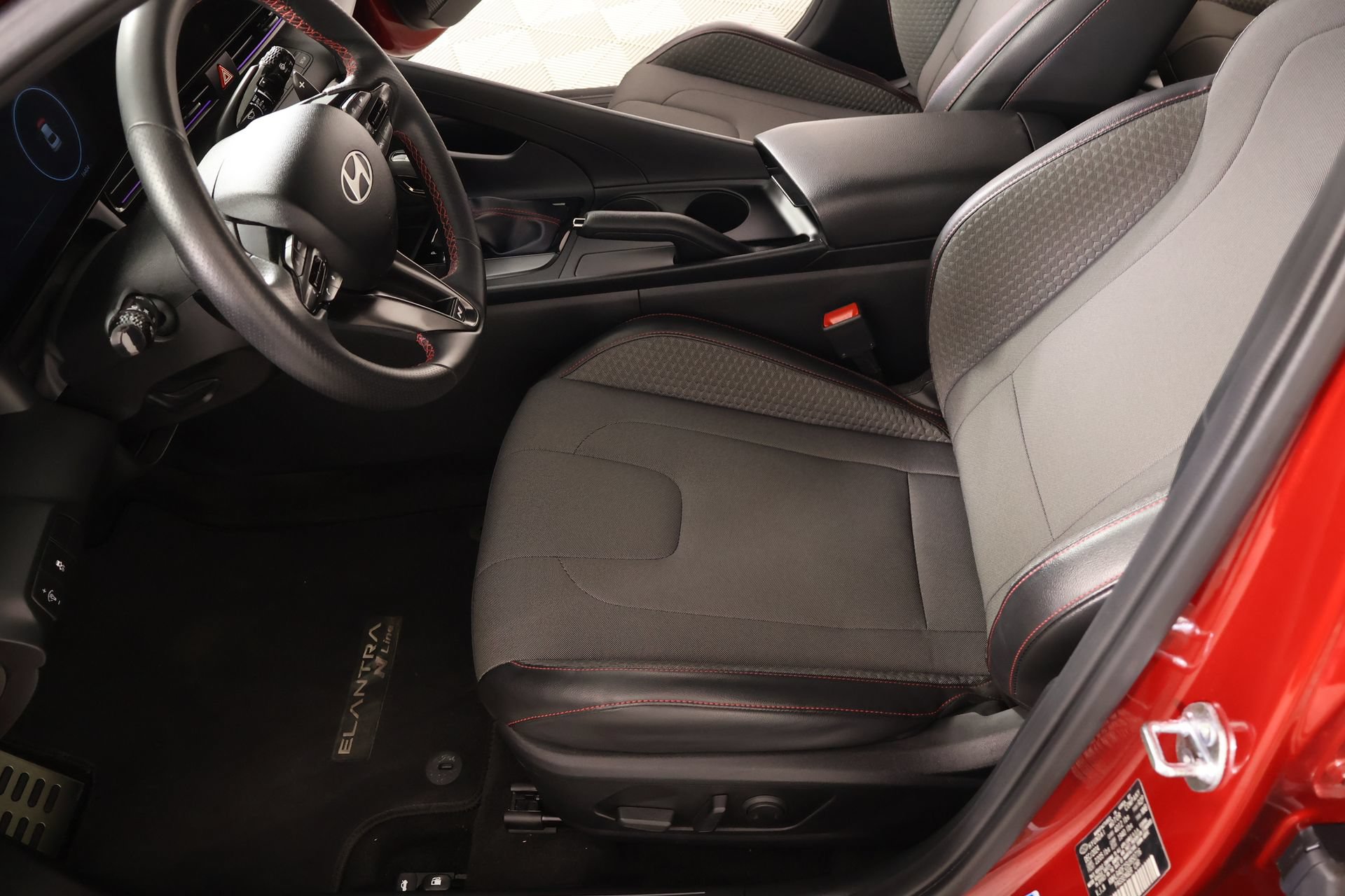 Used 2025 Hyundai Elantra N Line FWD image 12