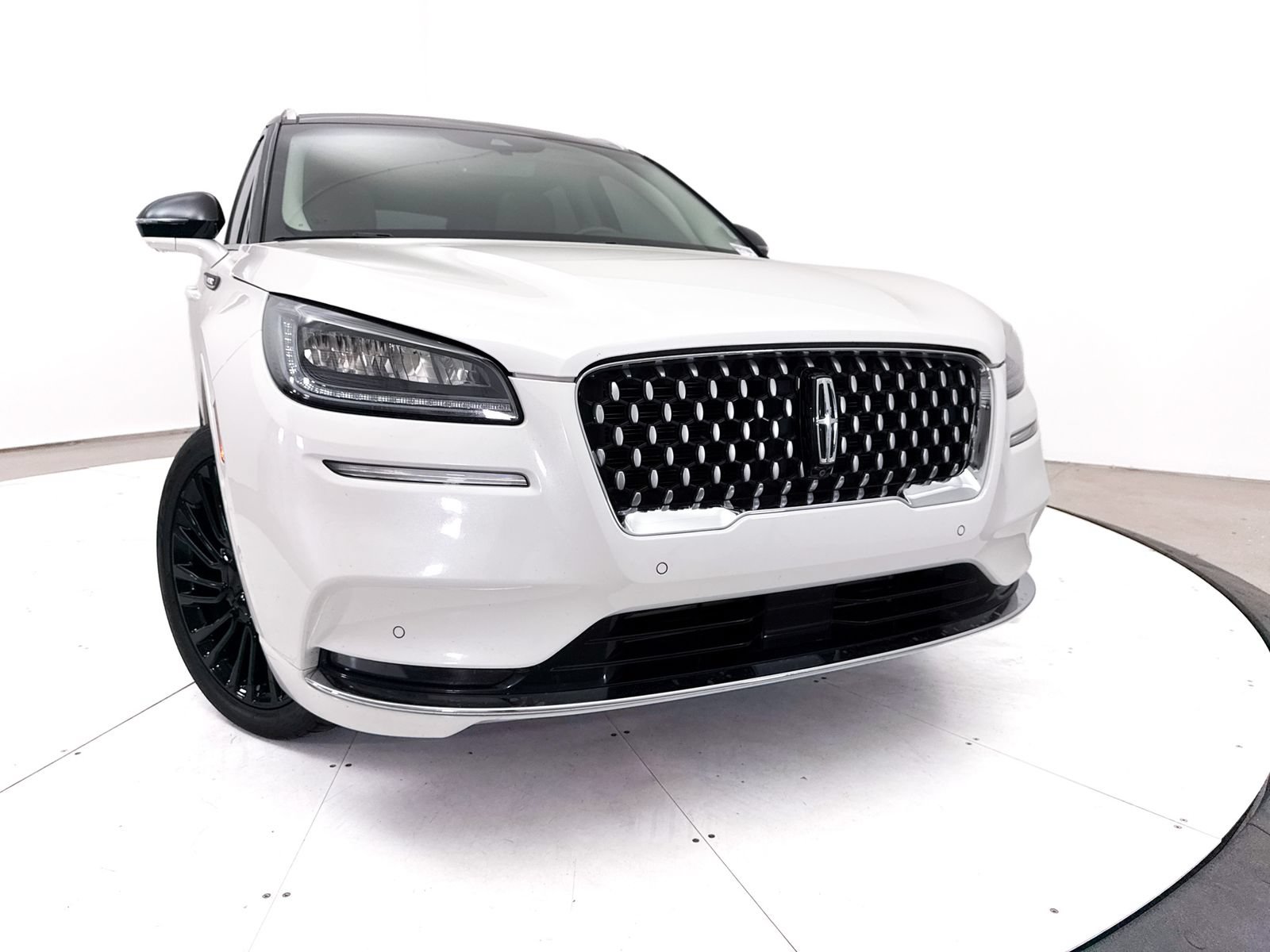 Used 2020 Lincoln Corsair Reserve AWD/4WD image 8