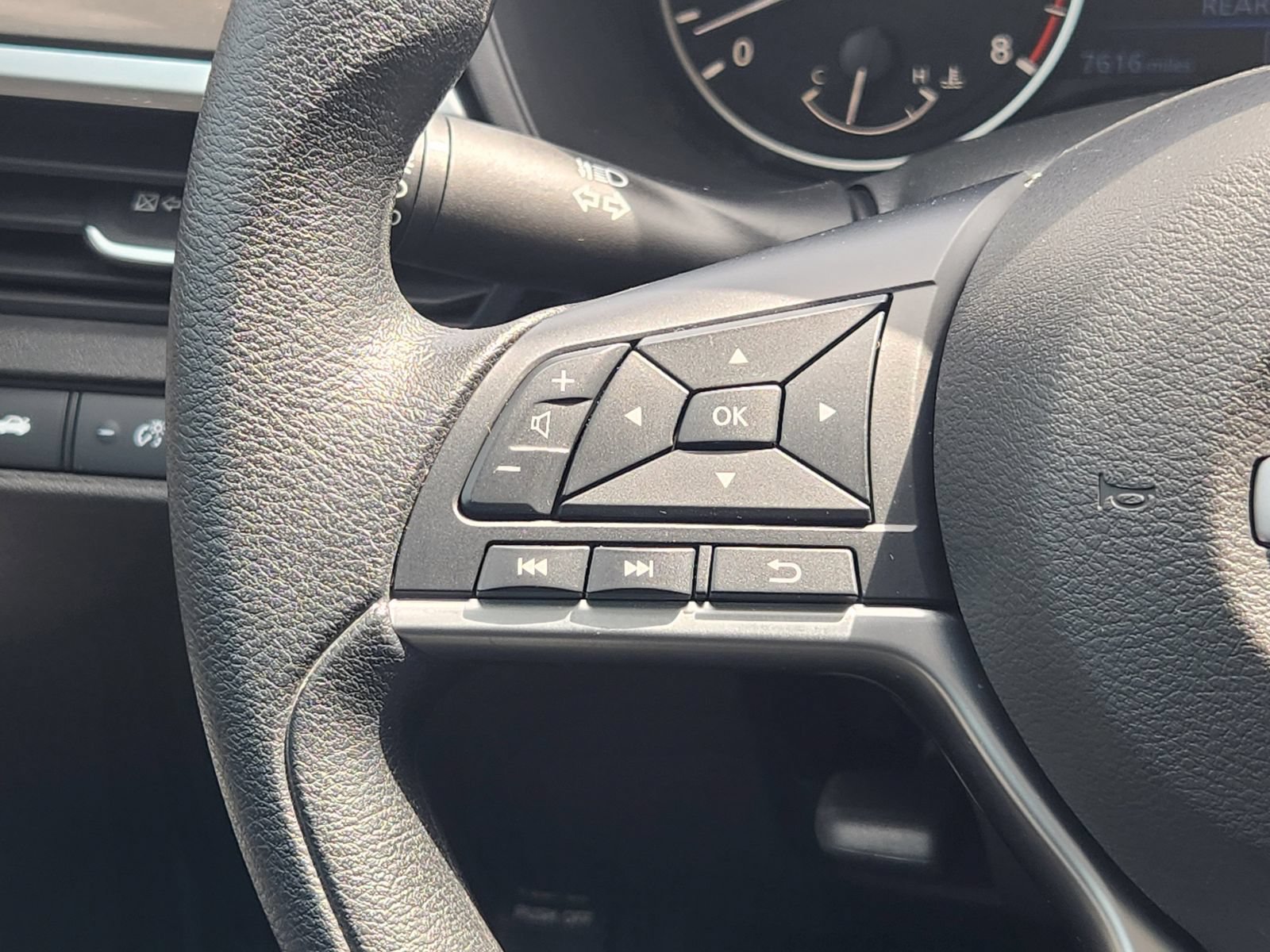 Certified 2025 Nissan Altima 2.5 SV w/ SV Special Edition Package FWD image 31