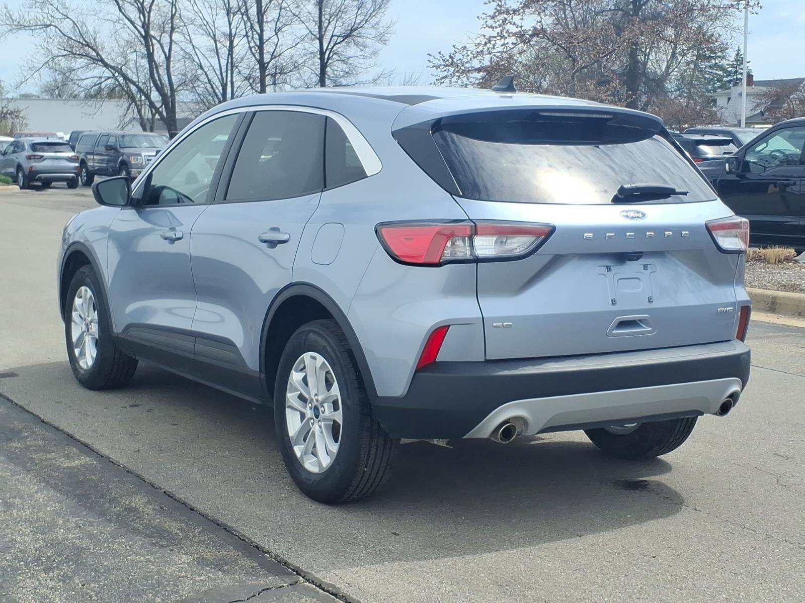 Certified 2022 Ford Escape SE w/ Convenience Package AWD/4WD image 4