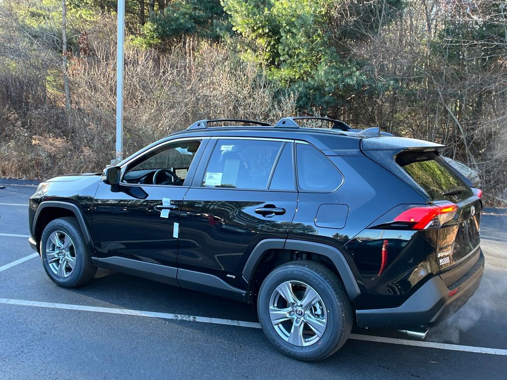 New 2025 Toyota RAV4 LE image 3