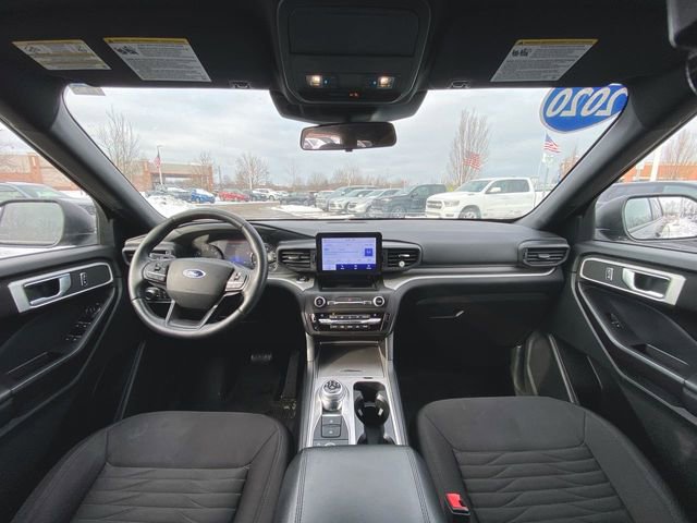 Used 2020 Ford Explorer XLT w/ Comfort Package image 19