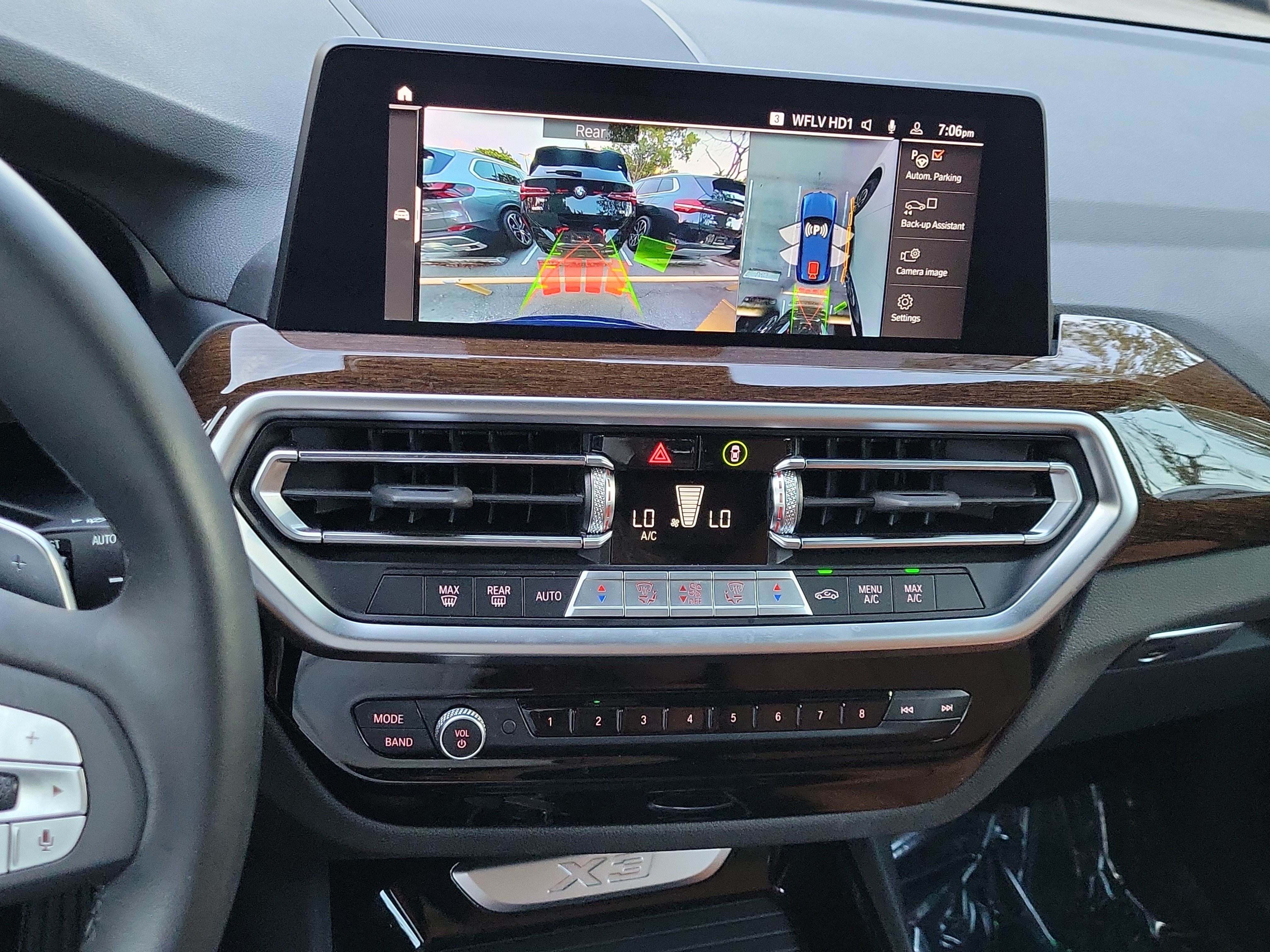 Certified 2024 BMW X3 sDrive30i w/ Convenience Package RWD image 22