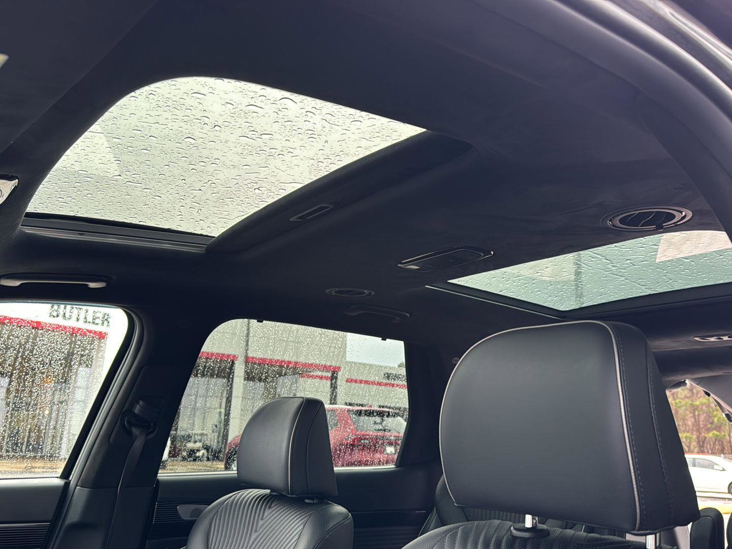 Used 2024 Hyundai Palisade Calligraphy image 27