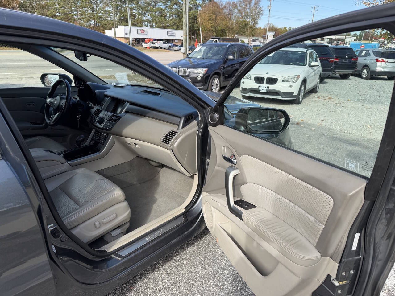 Used 2010 Acura RDX w/ Technology Package AWD/4WD image 18