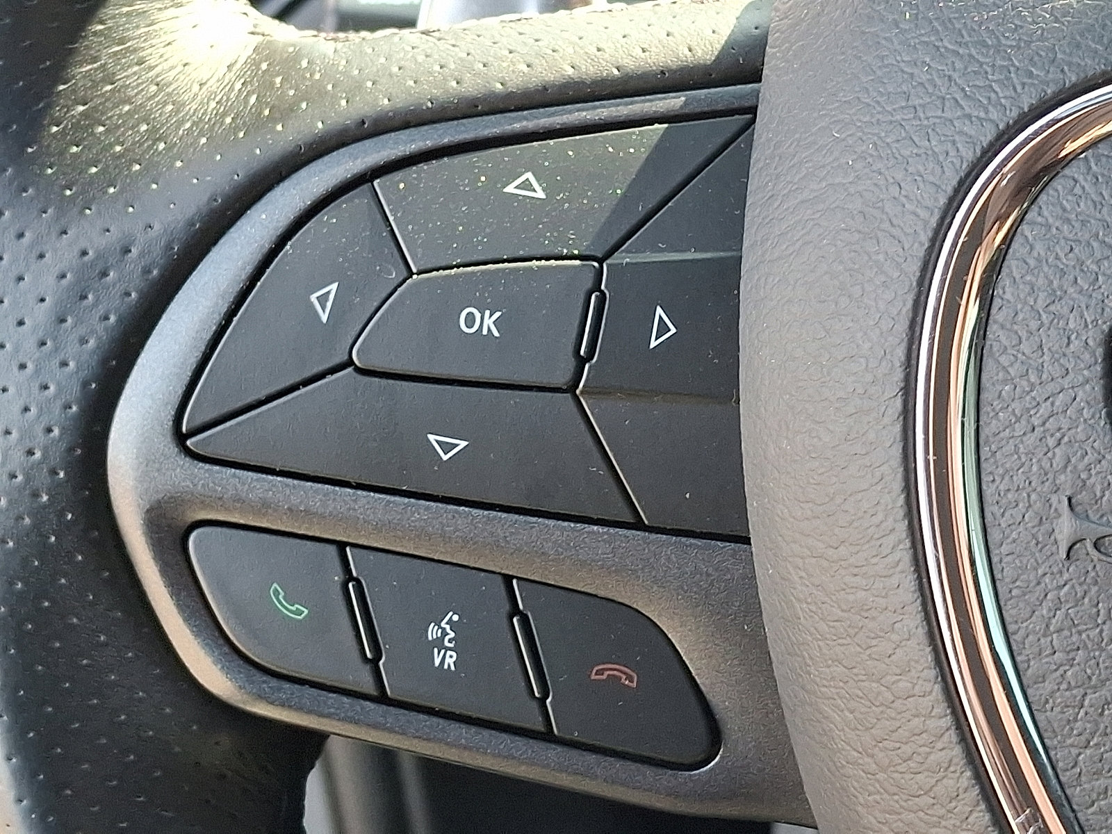 Certified 2023 Dodge Durango GT image 22