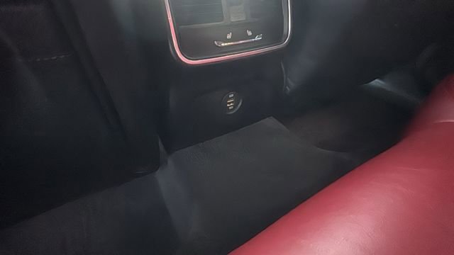 Used 2018 Porsche Macan GTS image 23