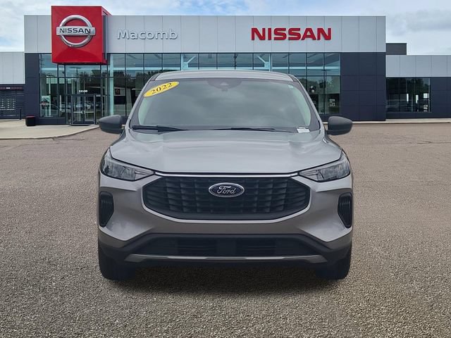 Used 2023 Ford Escape Active w/ Tech Pack #1 AWD/4WD image 2