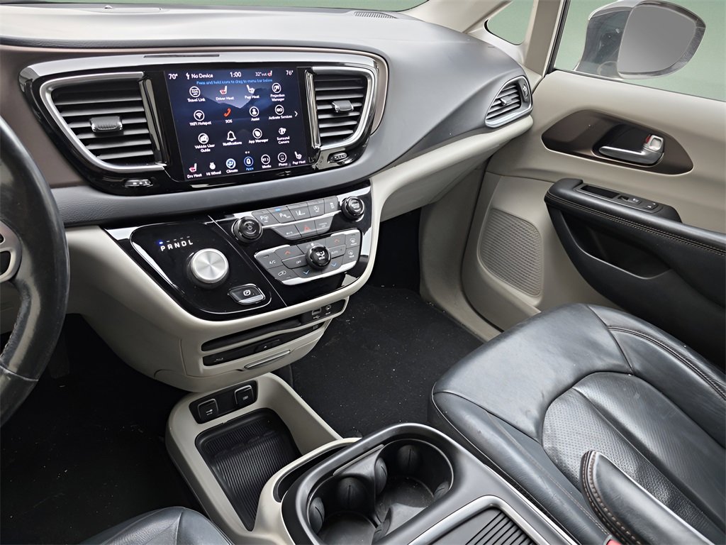 Used 2019 Chrysler Pacifica Touring-L Plus w/ Advanced Safetytec Group image 30
