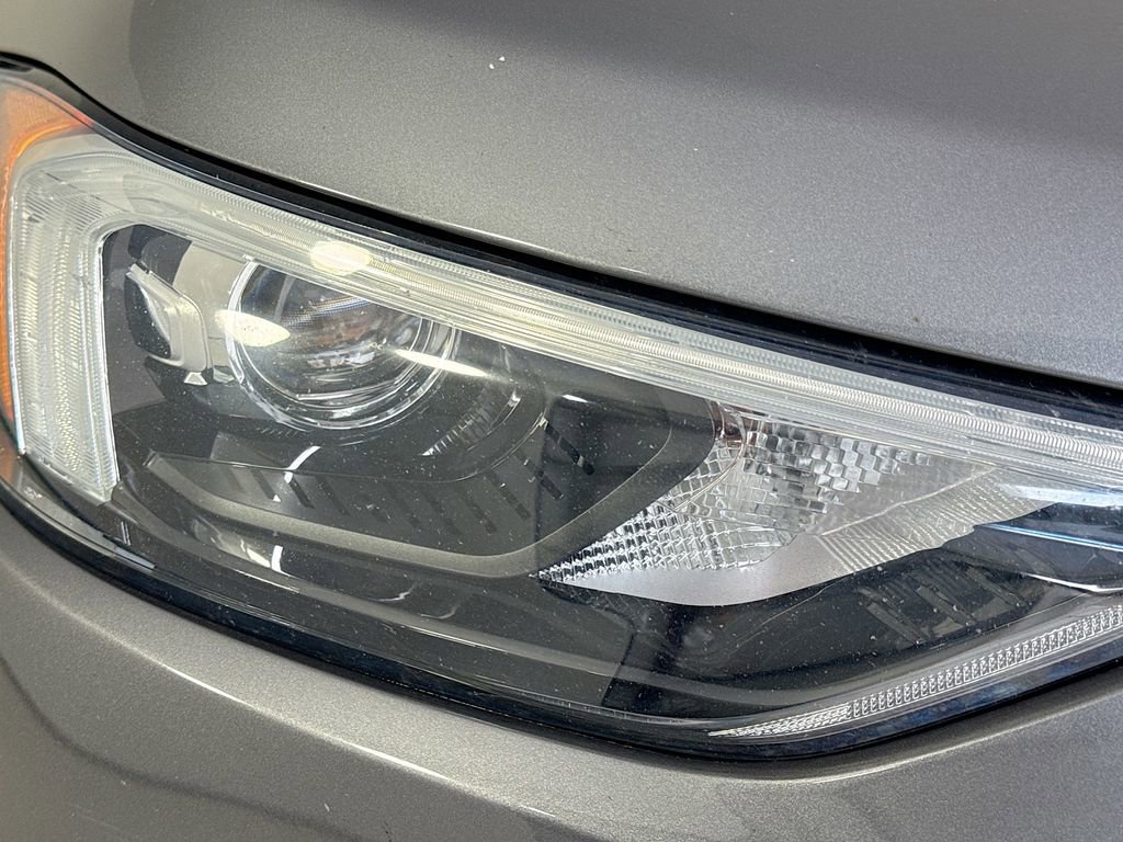 Used 2021 Ford Edge ST-Line FWD image 37