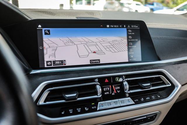 Used 2022 BMW X5 xDrive40i AWD/4WD image 54