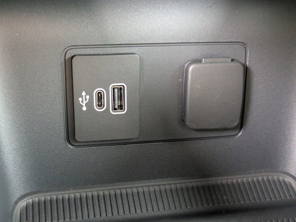 New 2026 Ford Explorer Active image 26