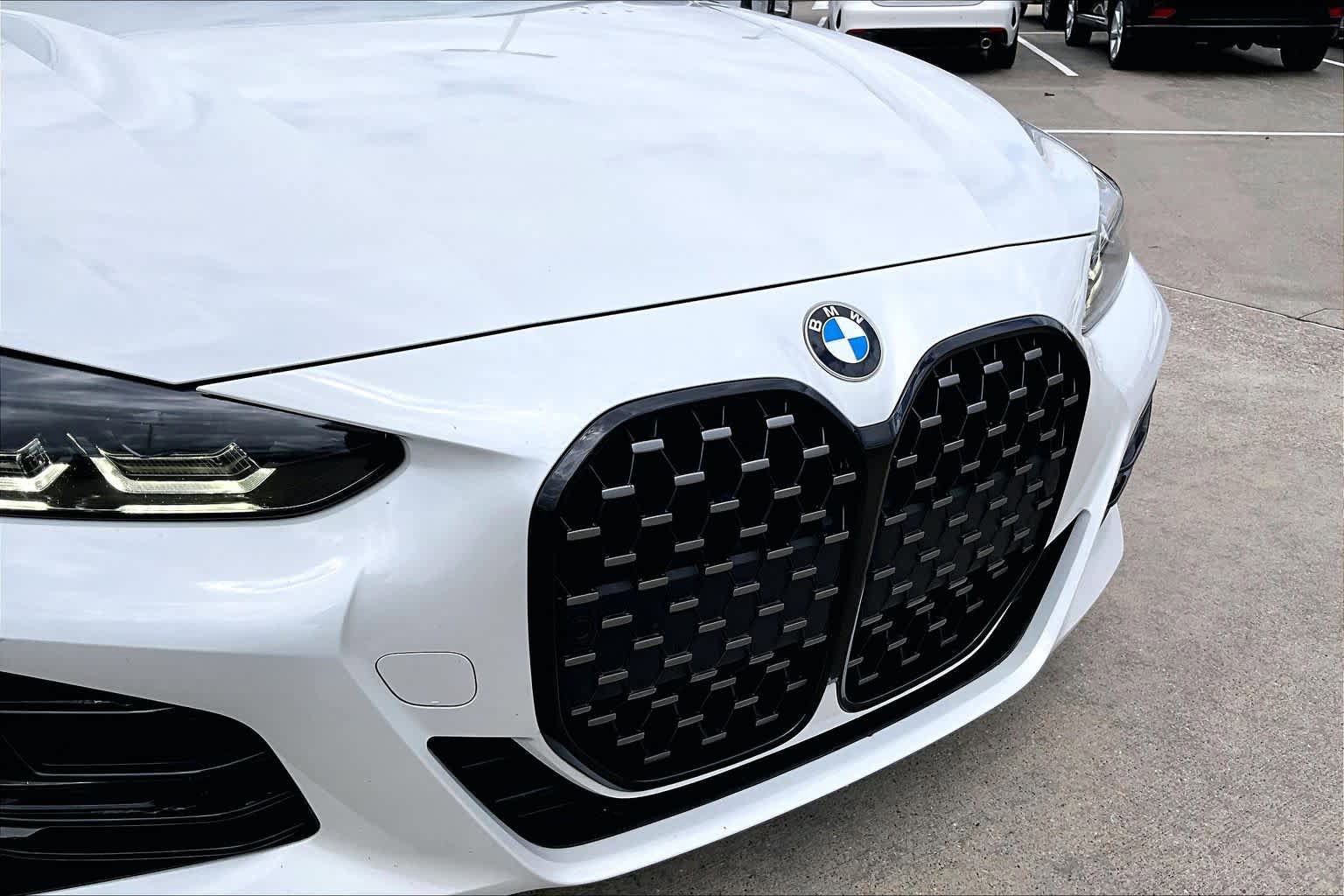 Used 2022 BMW 430i Coupe w/ M Sport Package RWD image 26