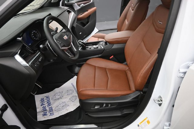 New 2026 Cadillac XT5 Sport AWD/4WD image 18