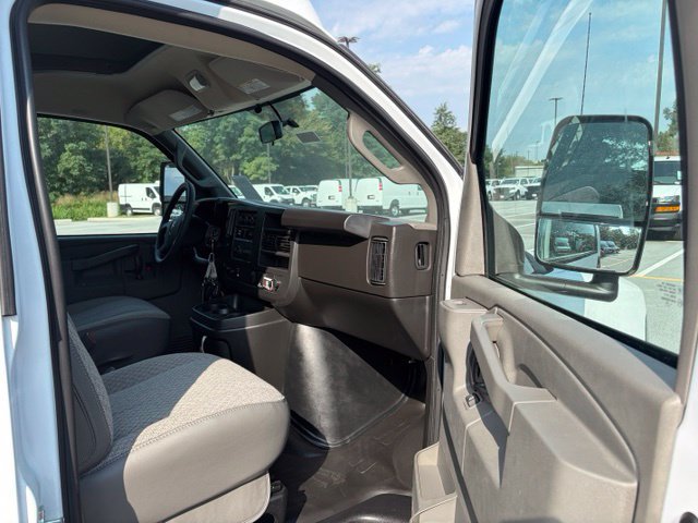 New 2026 Chevrolet Express 3500 w/ Power Convenience Package RWD image 25
