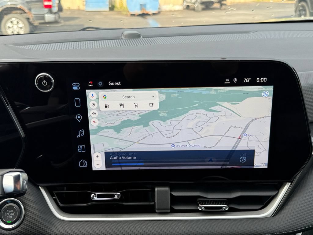 New 2027 Chevrolet Equinox LT w/ Convenience Package II FWD image 16