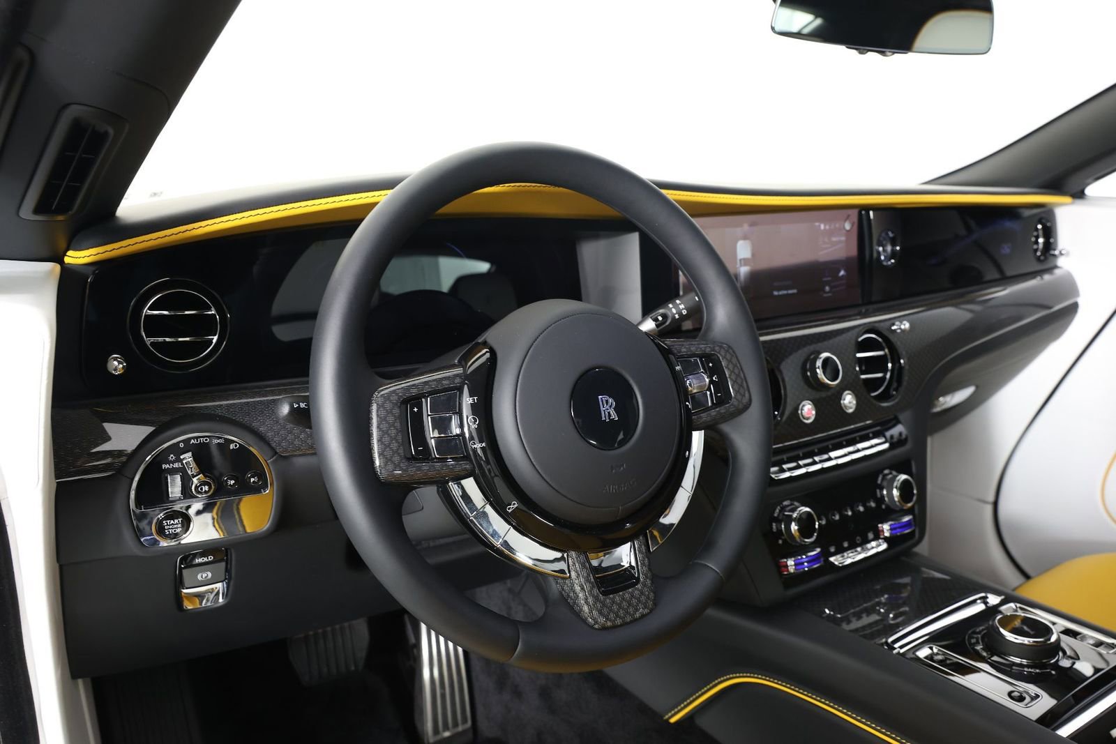 New 2025 Rolls-Royce Spectre Black Badge image 4