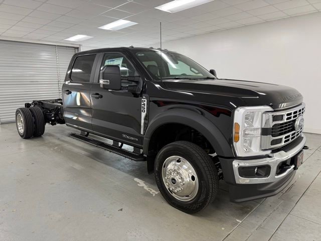 New 2026 Ford F450 XL w/ XL Chrome Package image 3