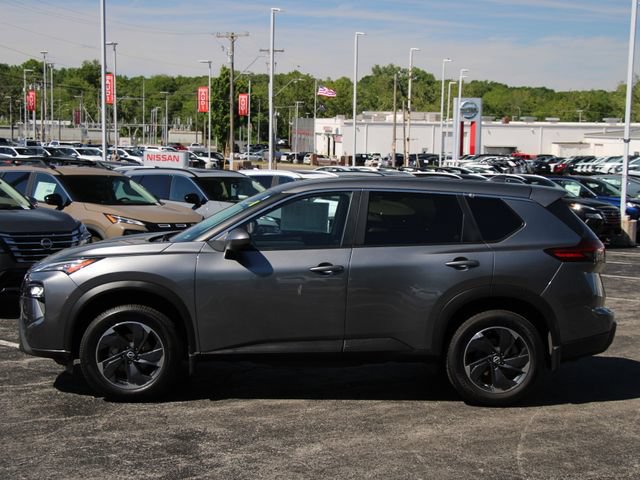 Certified 2024 Nissan Rogue SV AWD/4WD image 2