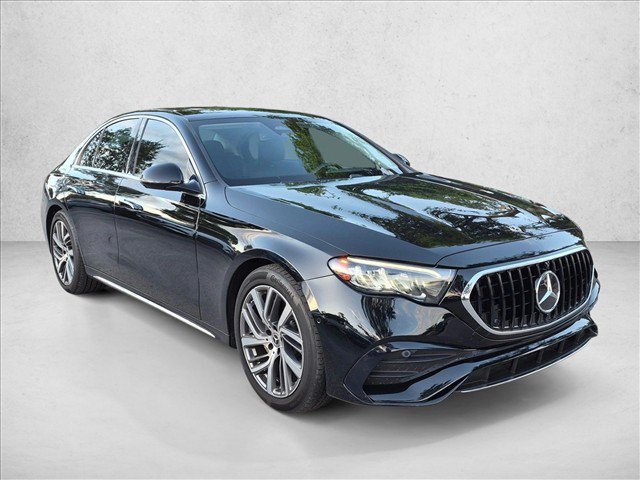 Used 2025 Mercedes-Benz E 350 Sedan image 3