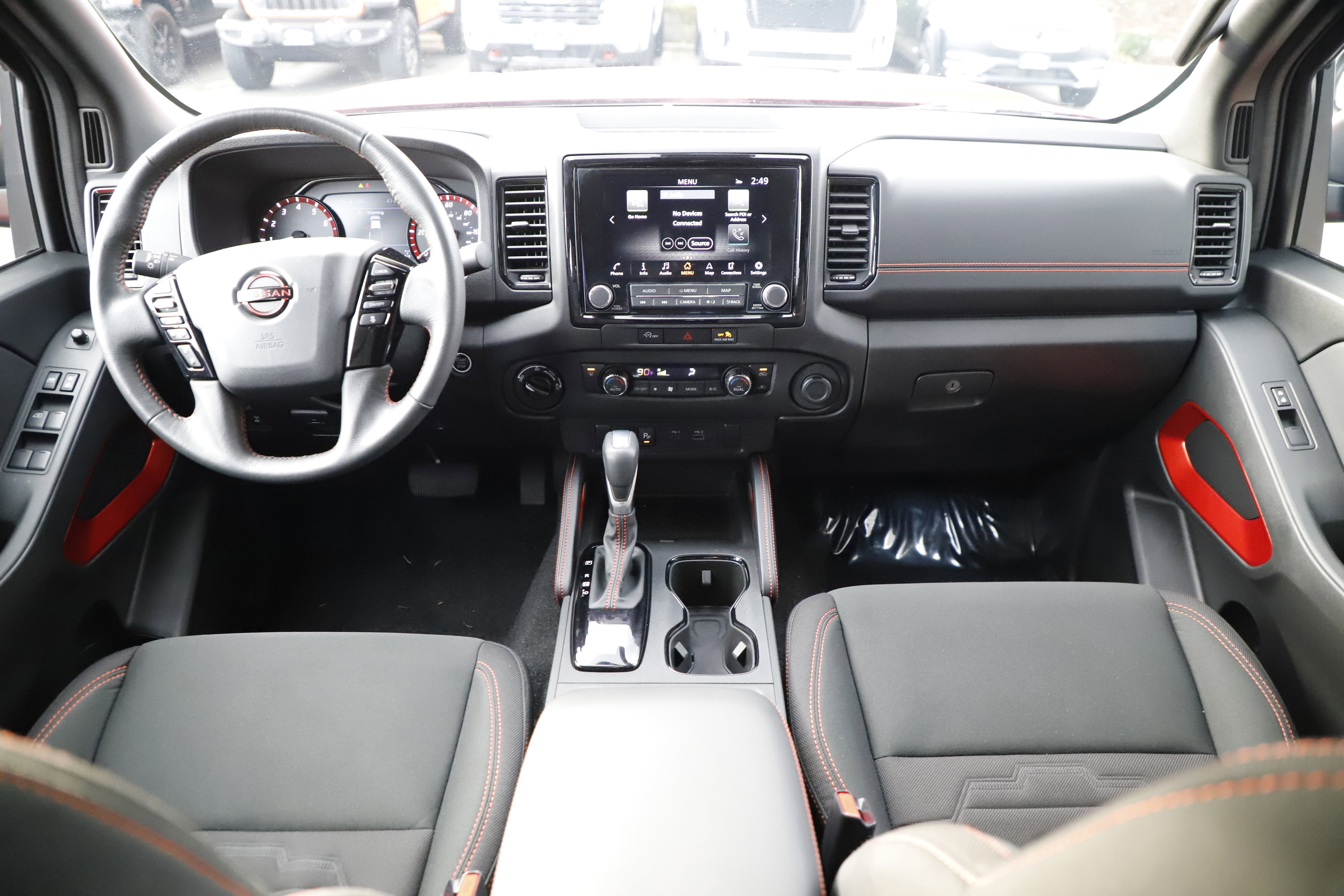 Used 2024 Nissan Frontier PRO-4X w/ Technology Package image 15