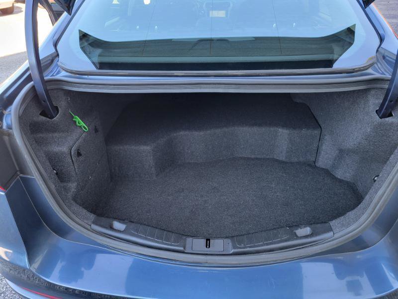 Used 2019 Ford Fusion SE FWD image 28