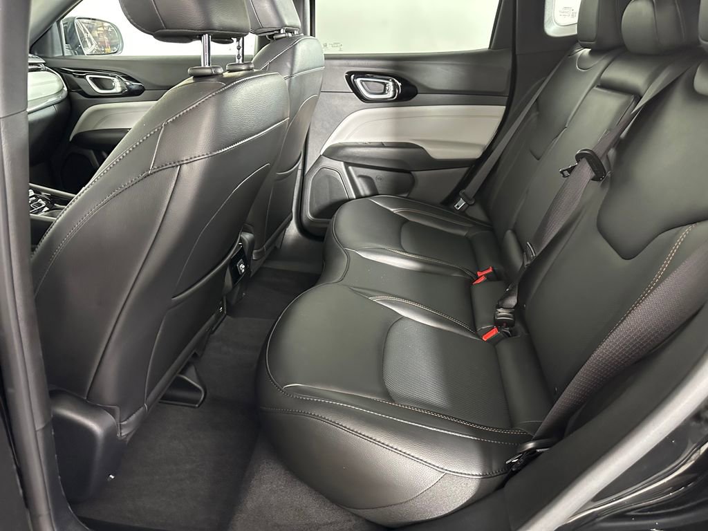 Used 2023 Jeep Compass Limited image 26