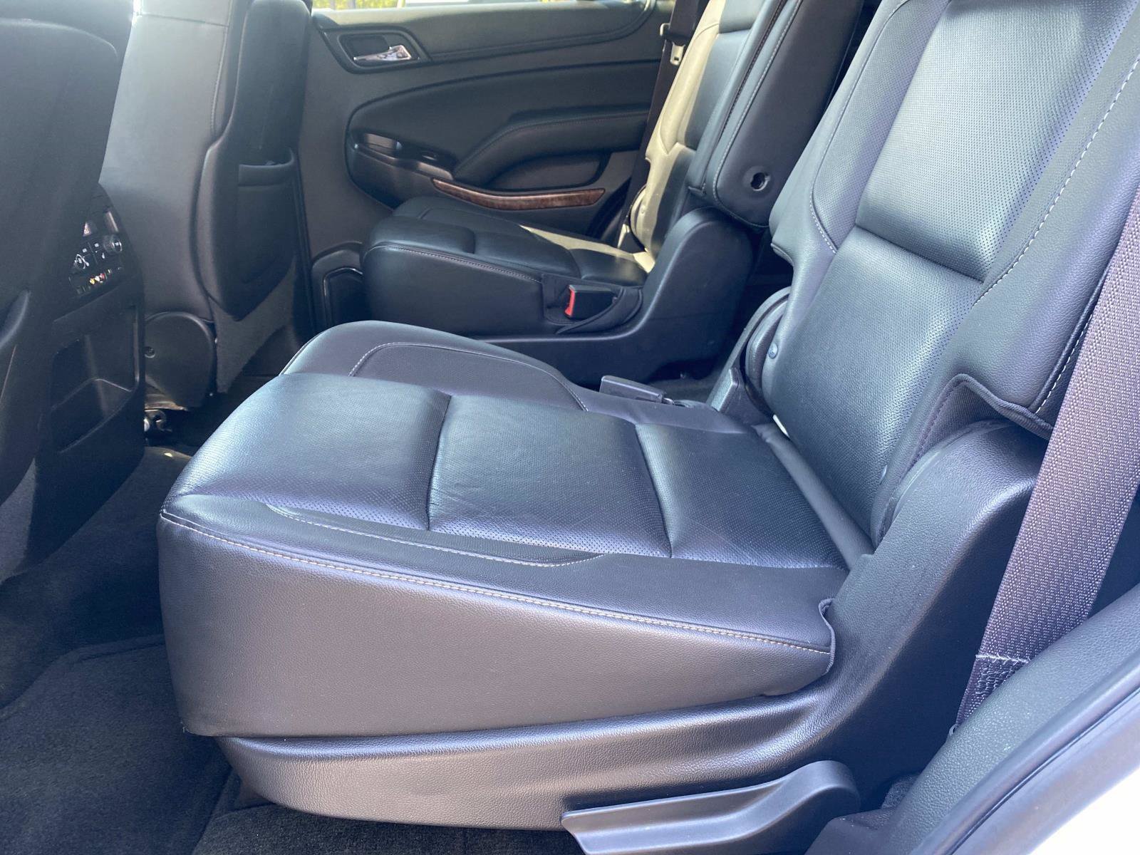 Used 2016 Chevrolet Tahoe LTZ RWD image 19