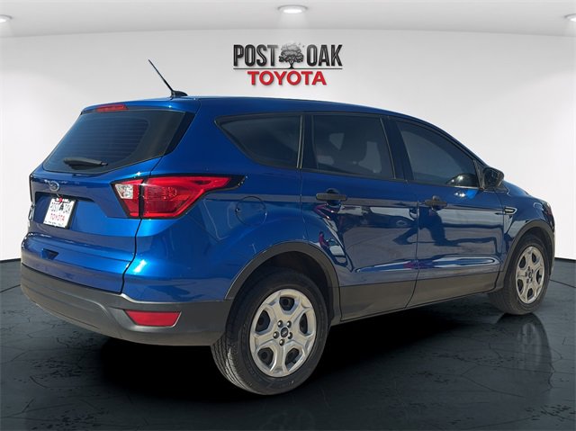 Used 2019 Ford Escape S image 7