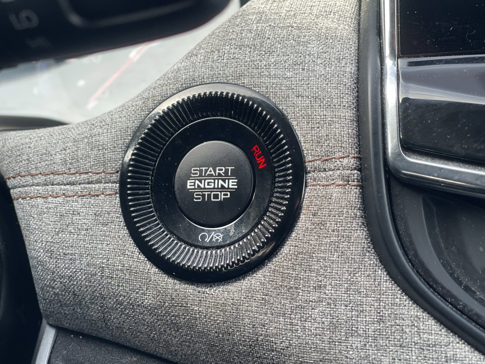 Used 2022 Jeep Compass Latitude image 24