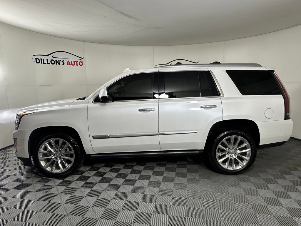 Used 2019 Cadillac Escalade Premium Luxury AWD/4WD image 3