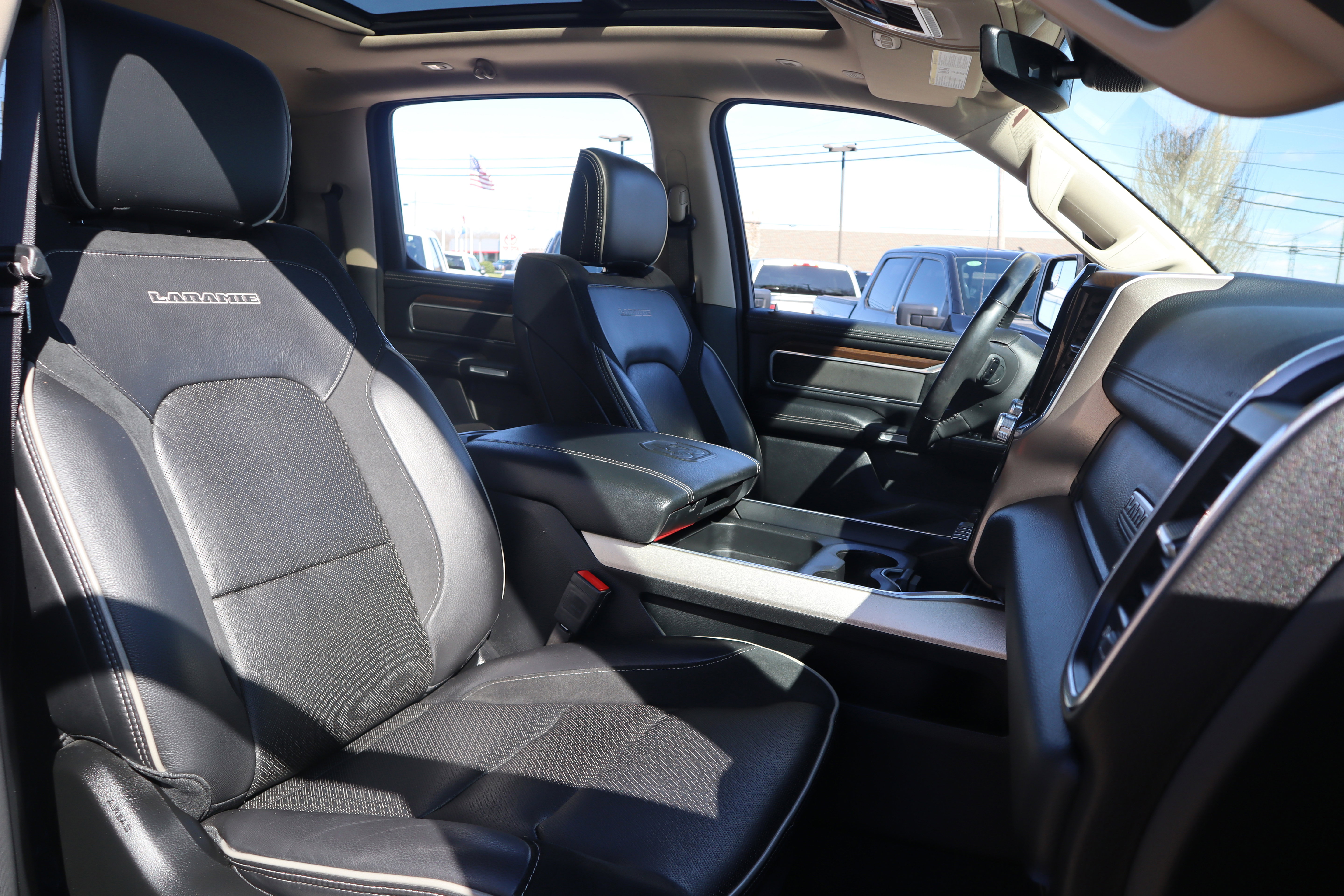 Used 2021 RAM 1500 Laramie w/ Laramie Southwest Edition image 34