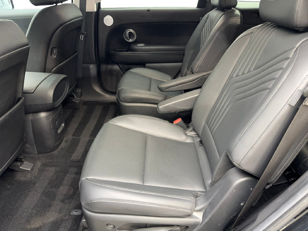 Used 2026 Hyundai Palisade SEL FWD image 33
