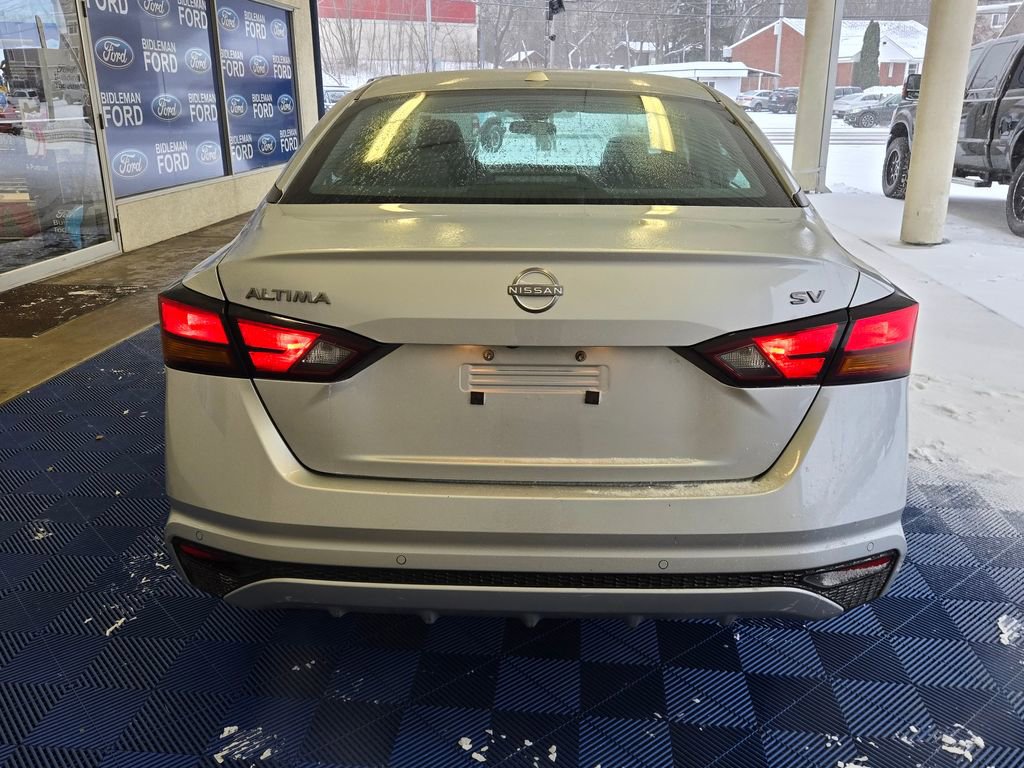 Used 2024 Nissan Altima 2.5 SV image 5