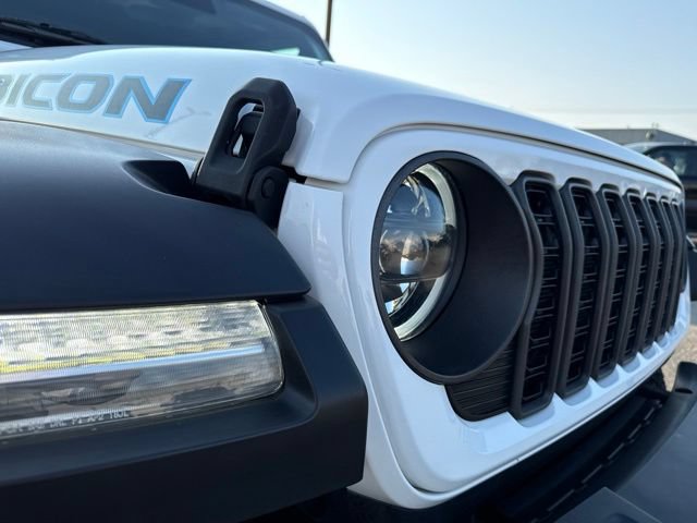 Used 2024 Jeep Wrangler Unlimited Rubicon 4xe AWD/4WD image 9