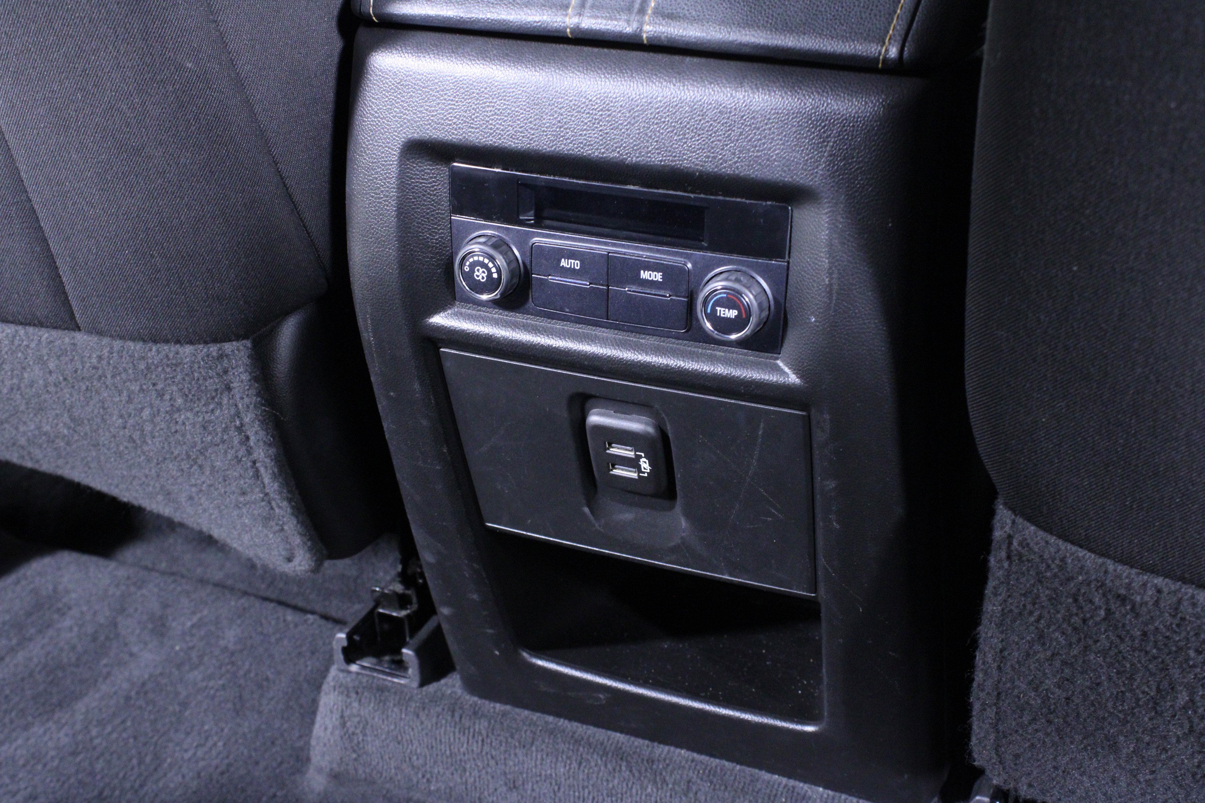 Used 2021 Chevrolet Traverse LS image 15