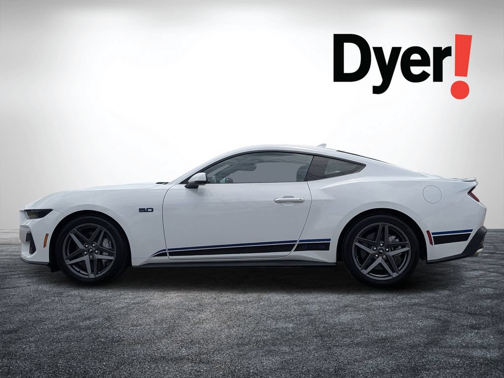 Used 2025 Ford Mustang GT Premium RWD image 7