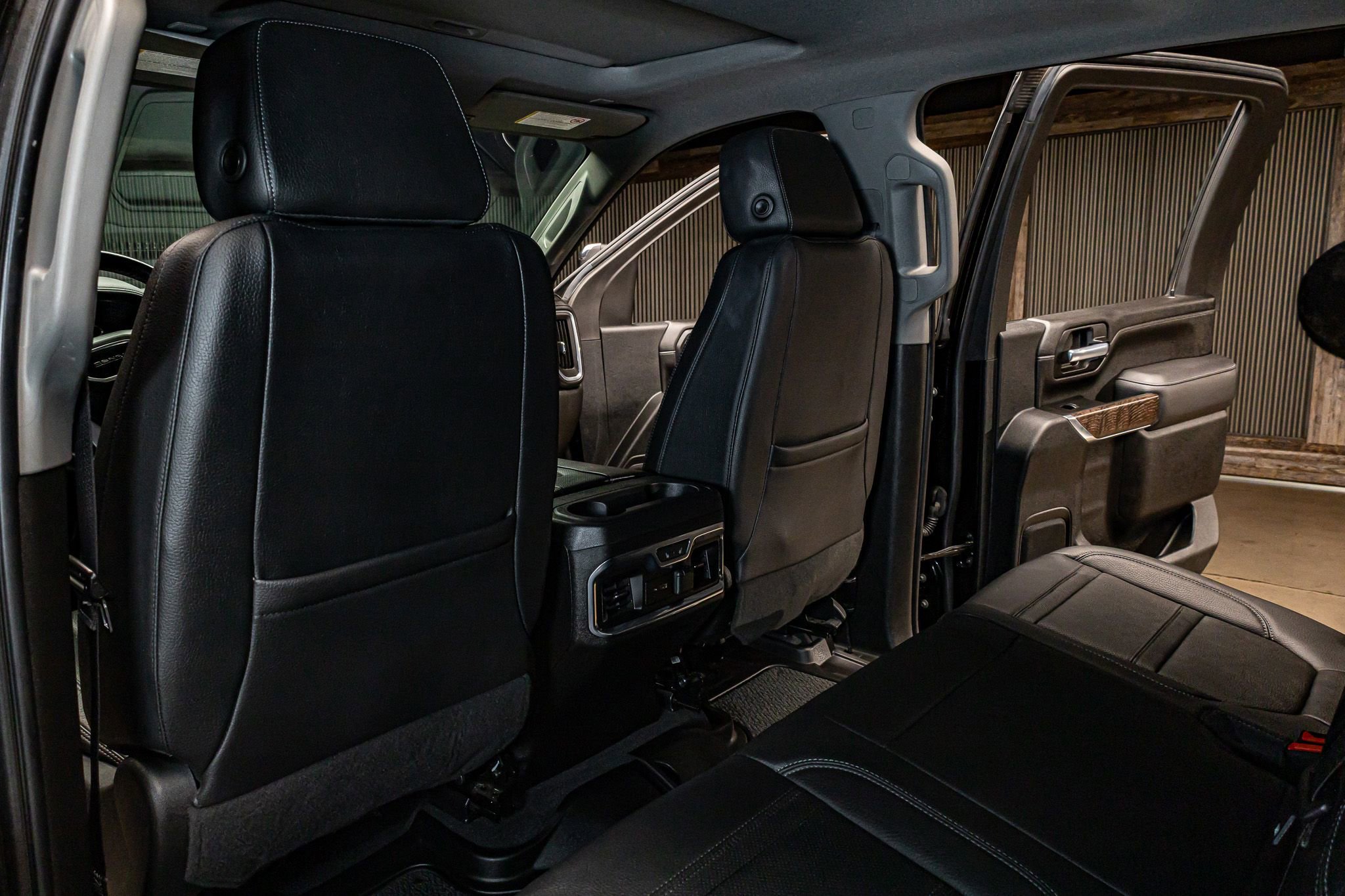 Used 2021 GMC Sierra 2500 Denali w/ Denali Black Diamond Edition image 20